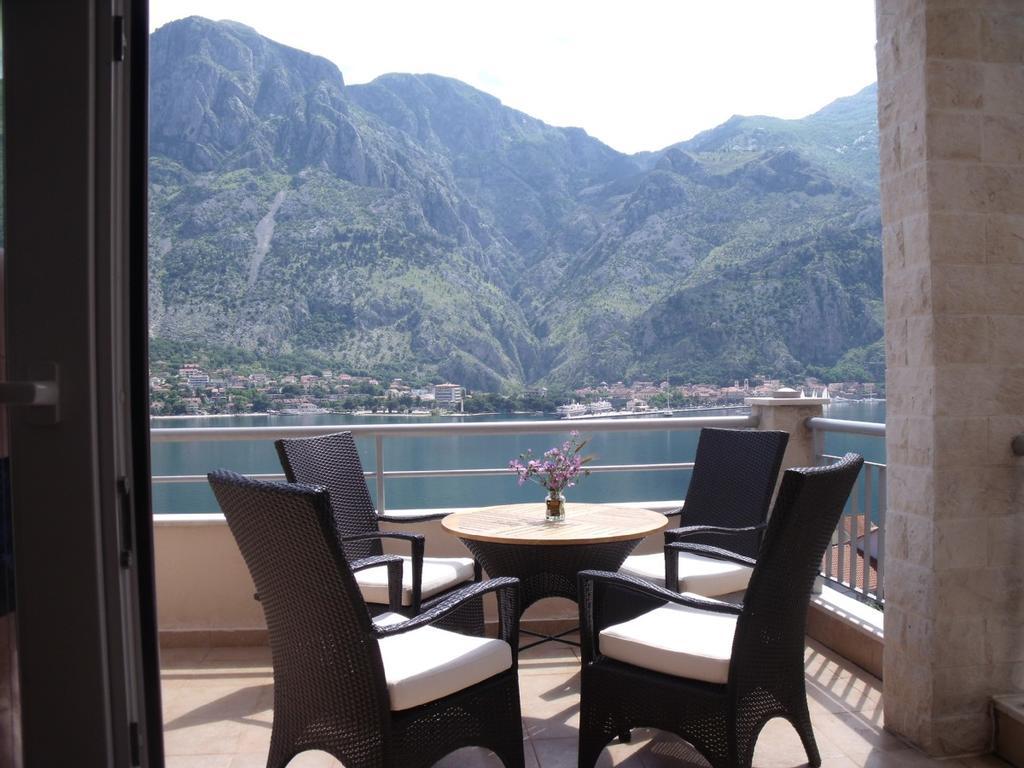 Apartment Fjord Waterfront Kotor Ngoại thất bức ảnh